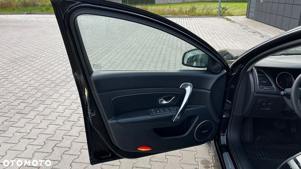 Renault Latitude - 9