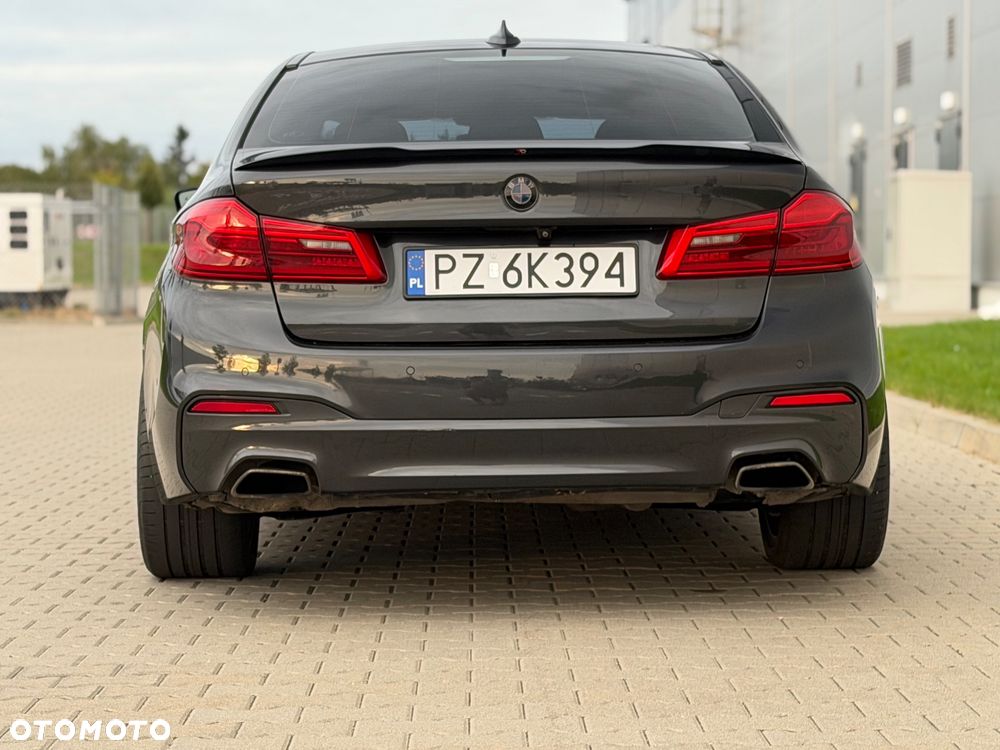 BMW Seria 5 540i M Sport sport - 11