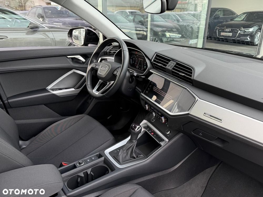 Audi Q3 - 19