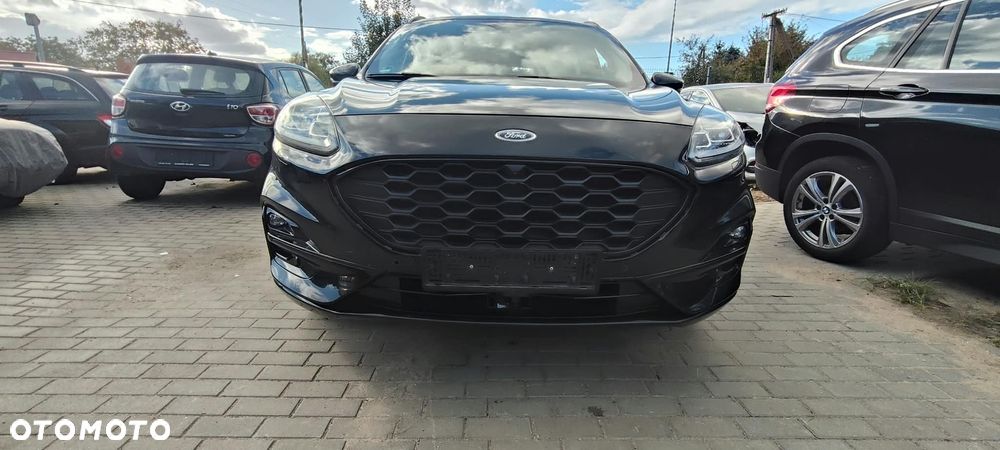 Ford Kuga - 21
