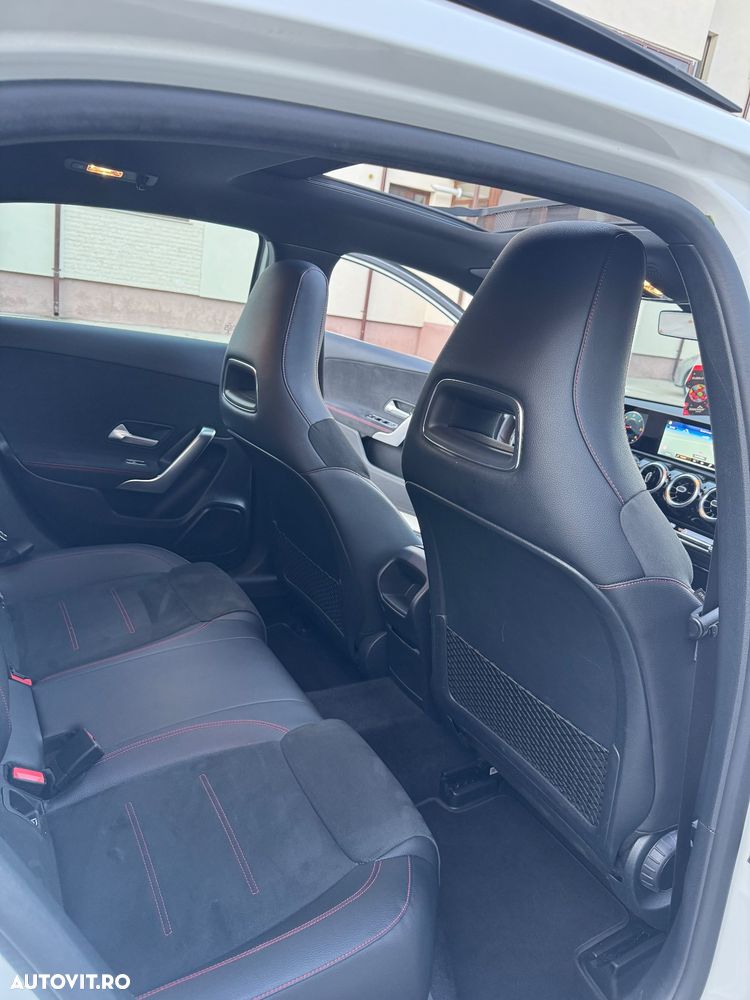 Mercedes-Benz A 180 d 7G-DCT AMG Line - 9