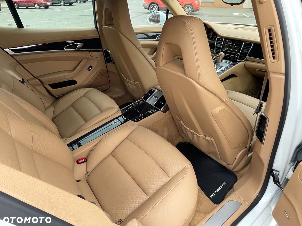 Porsche Panamera Diesel - 8
