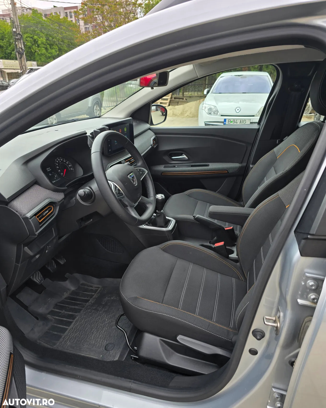 Dacia Sandero Stepway TCe 90 MT6 Comfort - 24