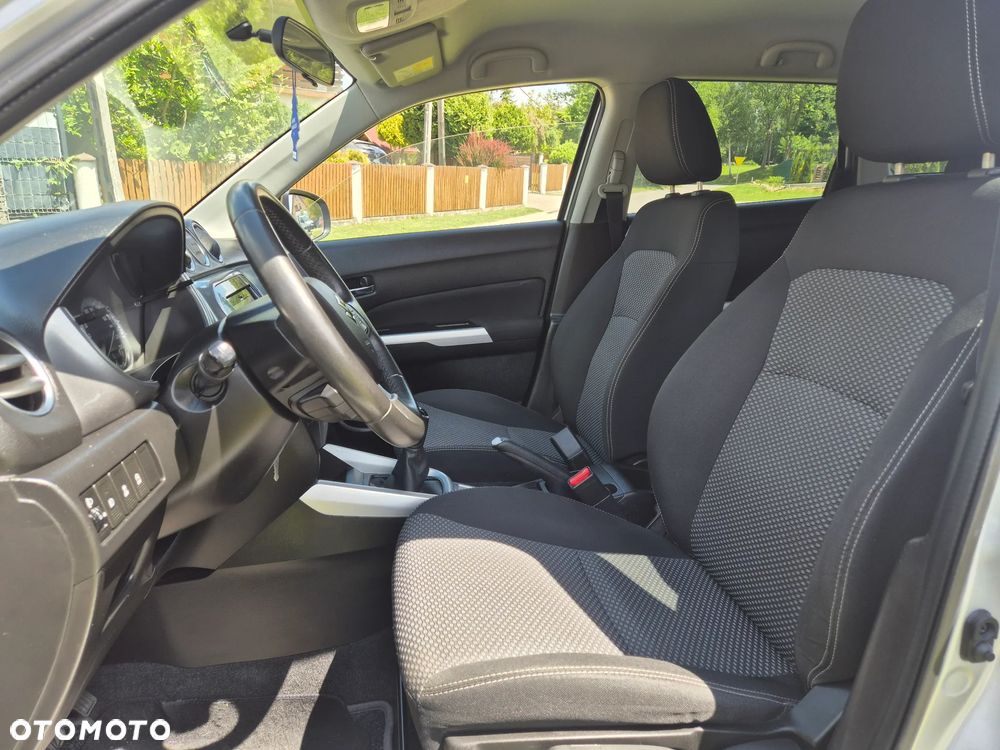 Suzuki Vitara 1.6 (4x2) Comfort+ - 11