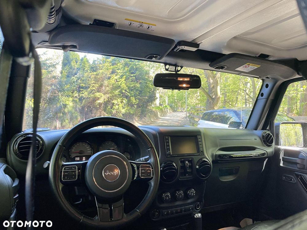 Jeep Wrangler 3.6 Unlim Sahara - 11