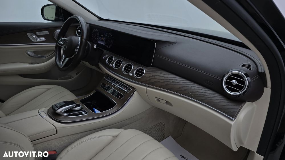 Mercedes-Benz E - 20