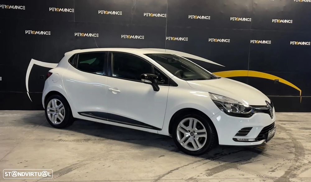Renault Clio (Energy) dCi 90 Start & Stop LIMITED - 28