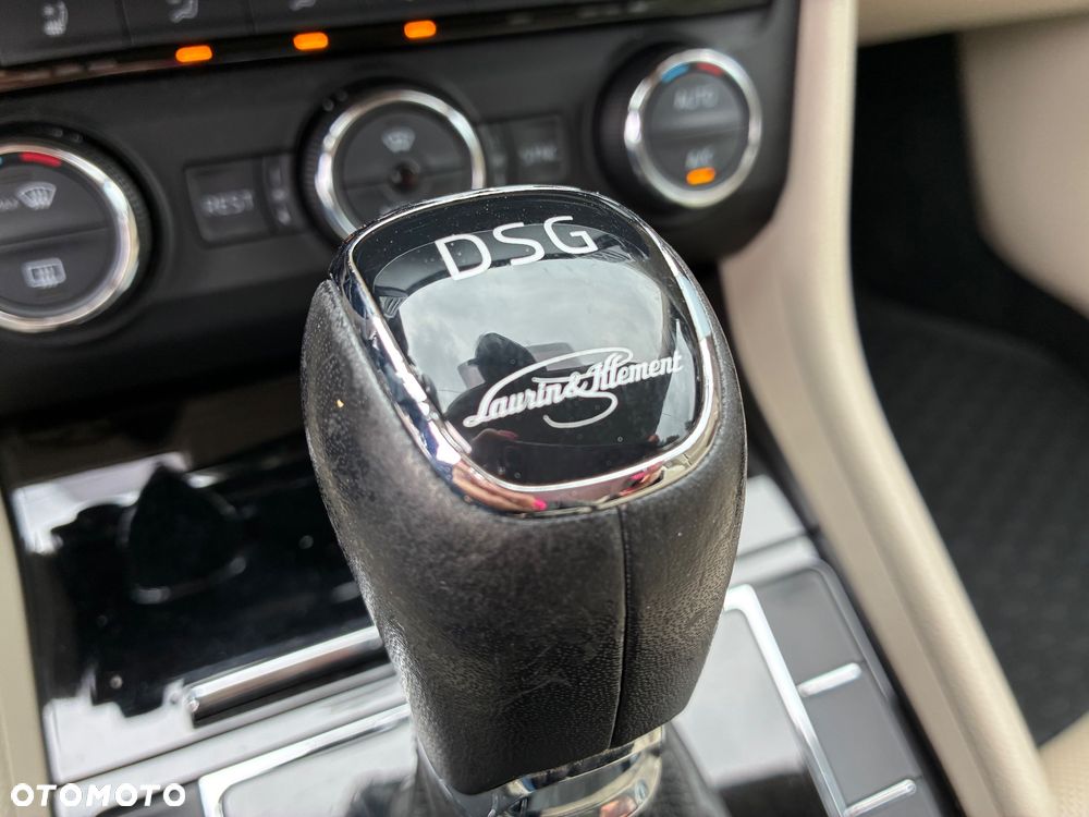 Skoda Superb 1.8 TSI L&K DSG - 21