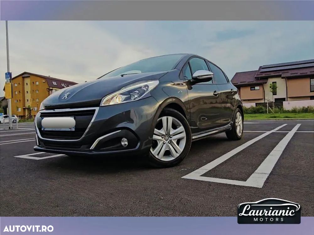 Peugeot 208 1.2 L PureTech Style - 8