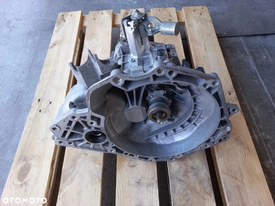 Skrzynia biegów Opel Meriva B F17W394 - 8