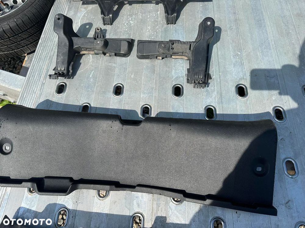 Spoiler Lotka Klapy RS3 CLA 45 AMG dyfuzor zderzaka Końcówki Wydechu A35 Wydech GLC Końcówki - 9