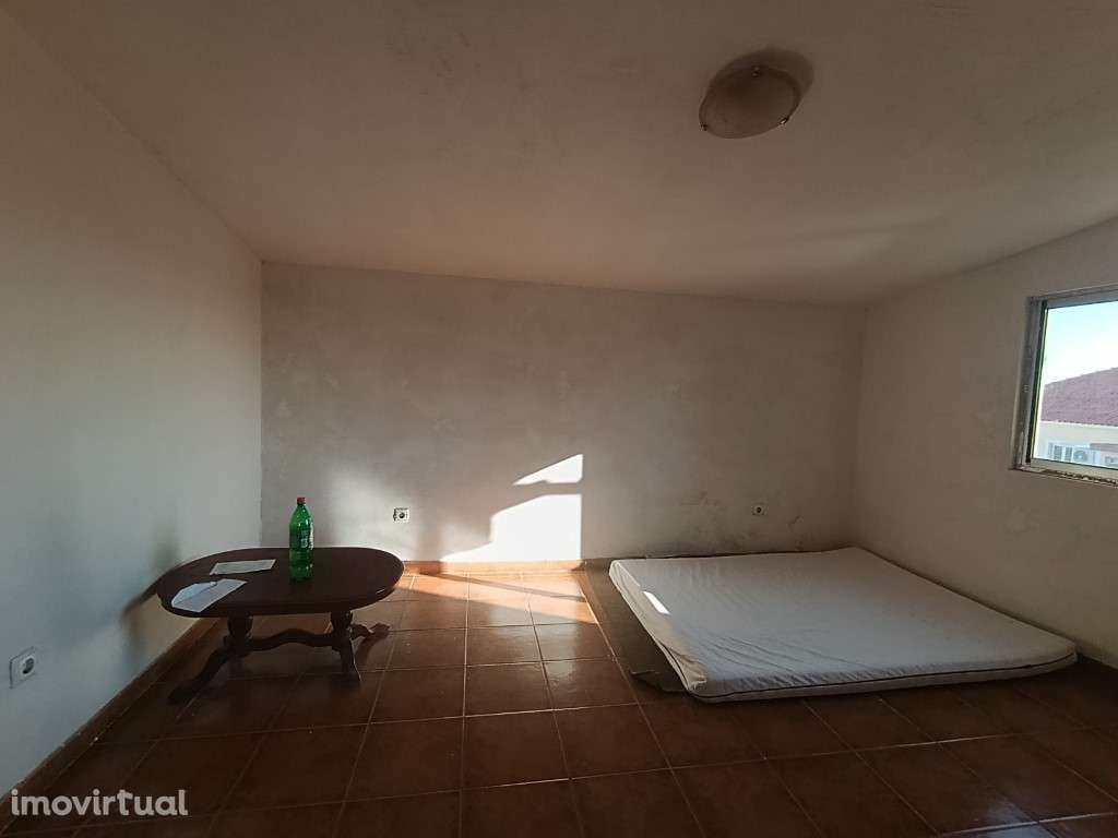 Moradia T3 - Grande imagem: 2/20