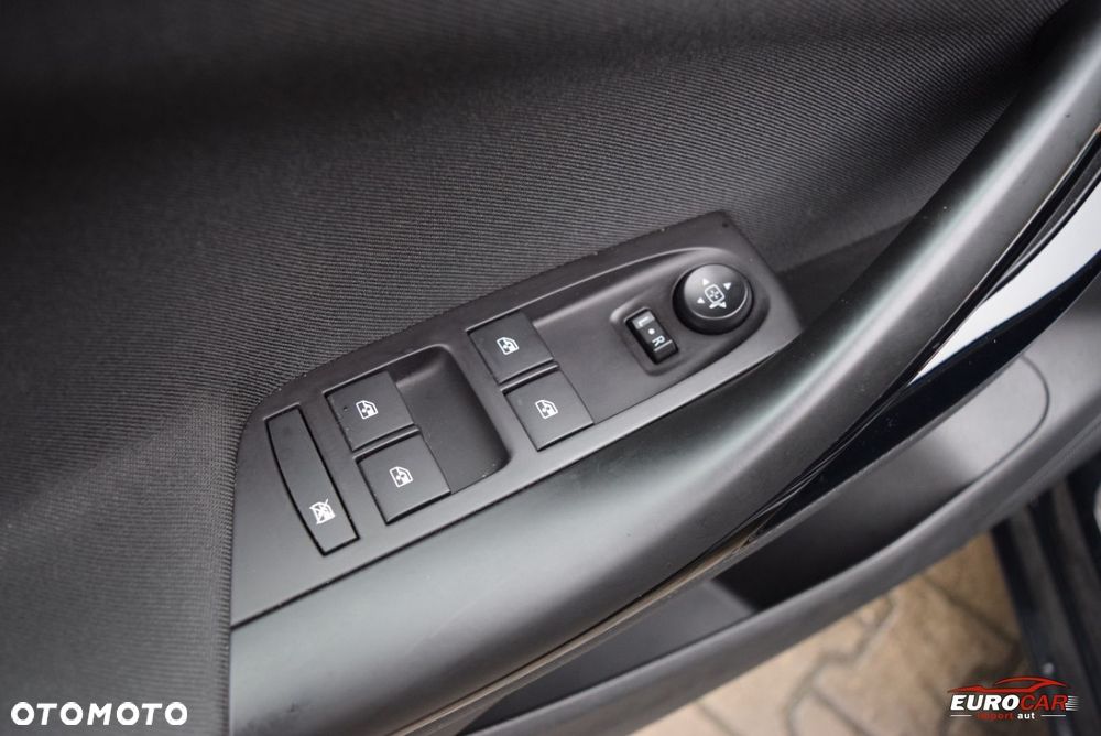 Opel Astra 1.4 T Dynamic - 27