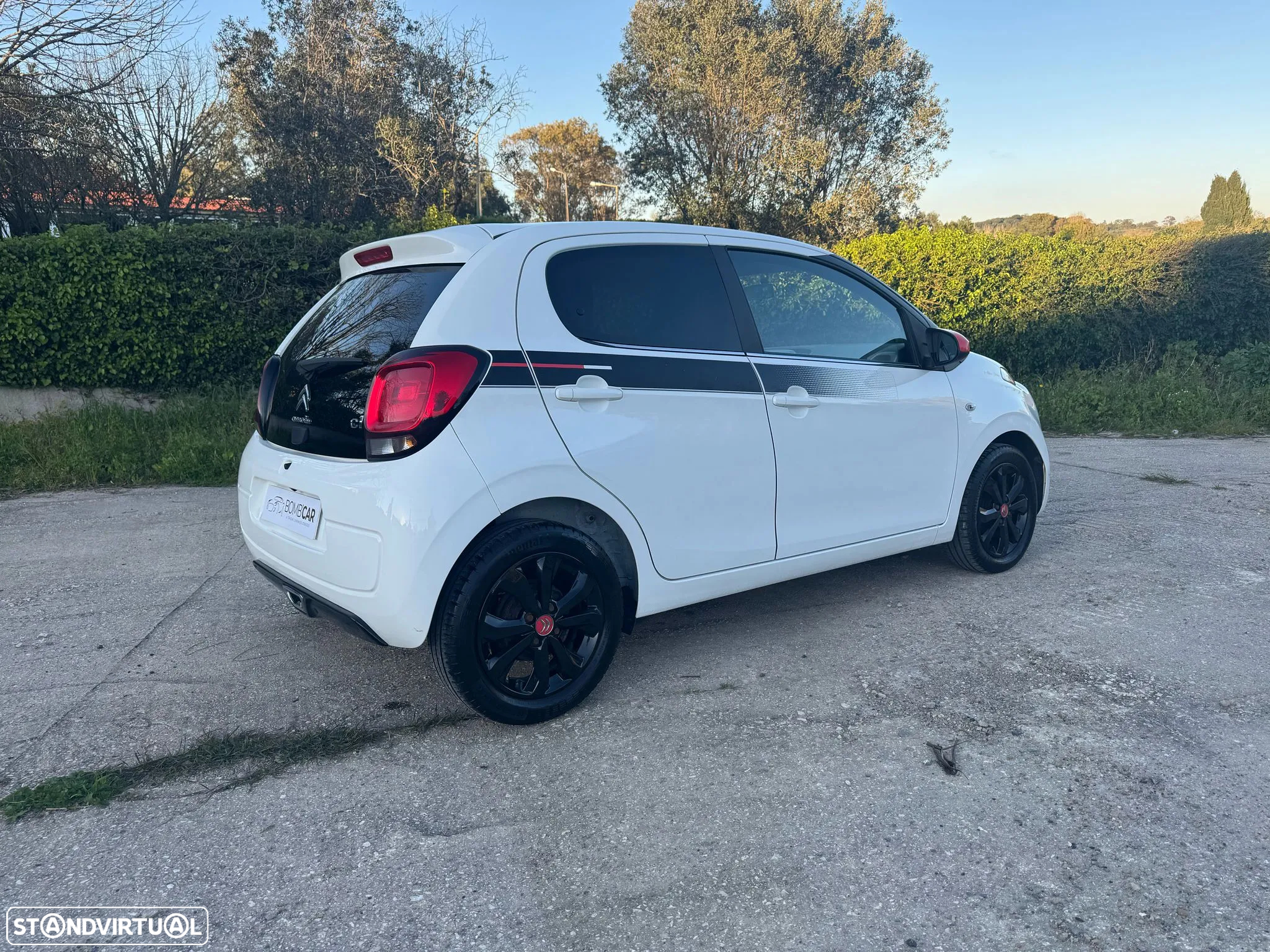 Citroën C1 1.2 VTi Shine - 24