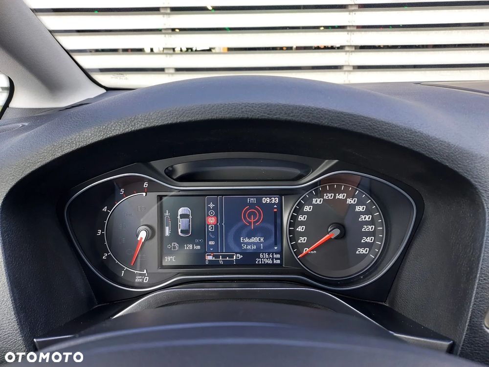 Ford S-Max 2.0 TDCi DPF Titanium - 36