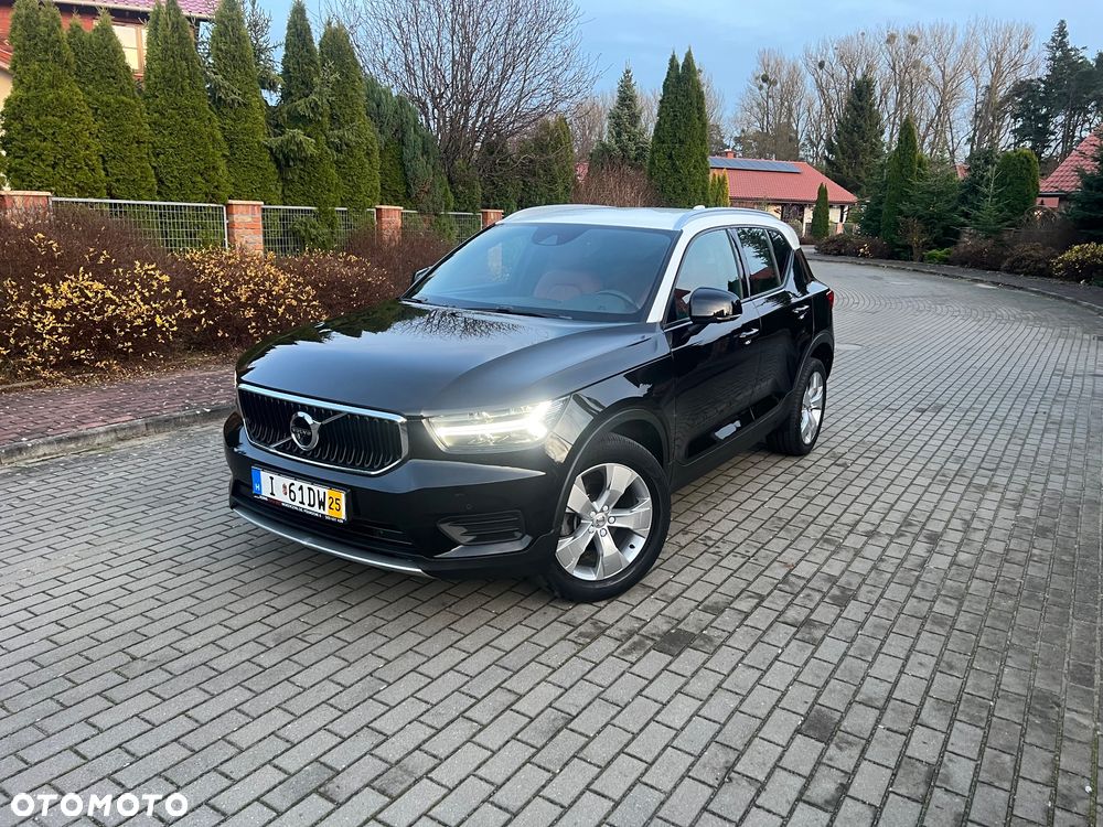 Volvo XC 40 D3 Momentum Pro - 2