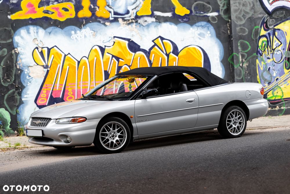 Chrysler Stratus - 3