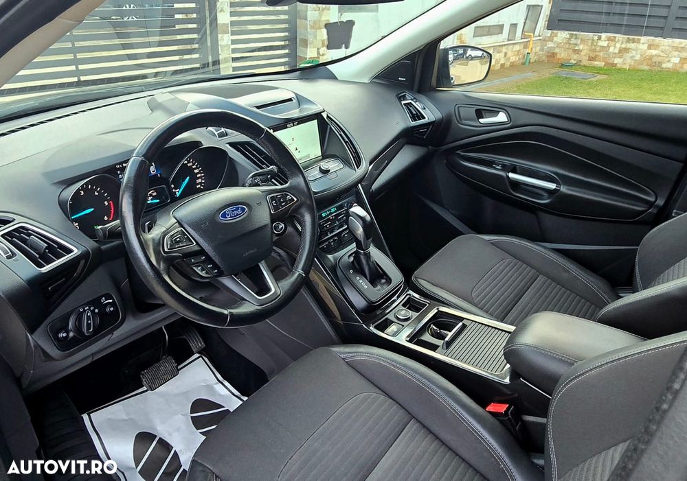 Ford Kuga 2.0 TDCi 4x4 Aut. Titanium - 6