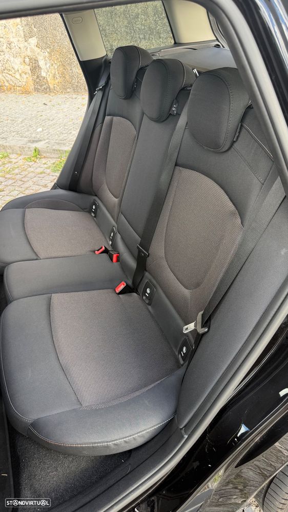 MINI Clubman One D Auto - 29