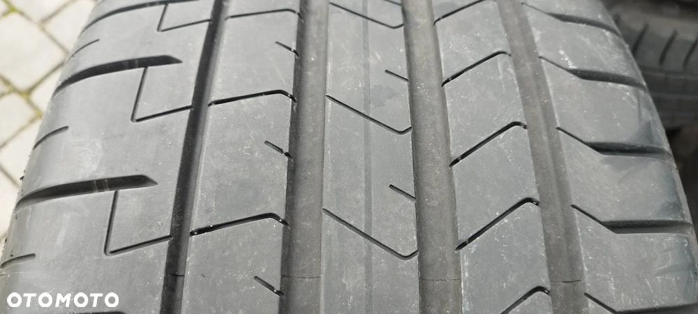 275/40/20 pirelli pzero tm rsc - 1