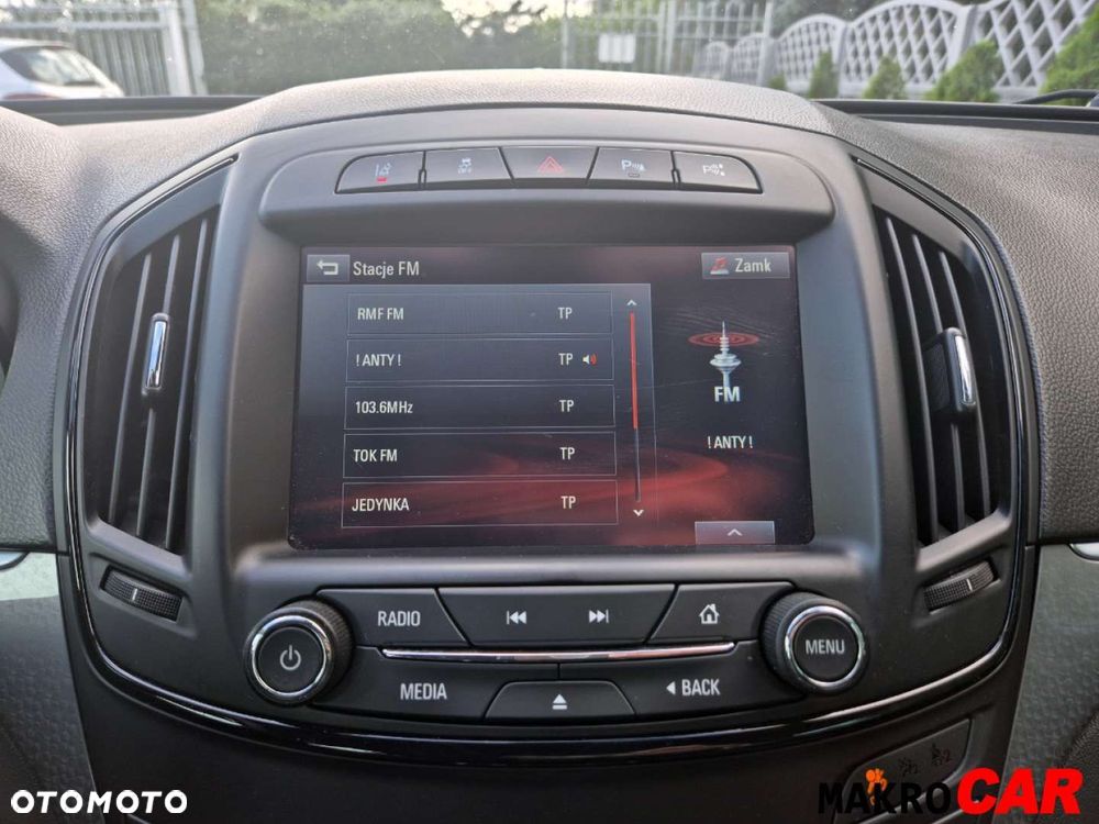 Opel Insignia - 10