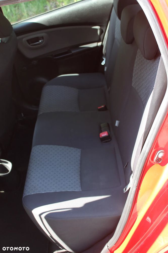 Toyota Yaris 1.0 Active - 10