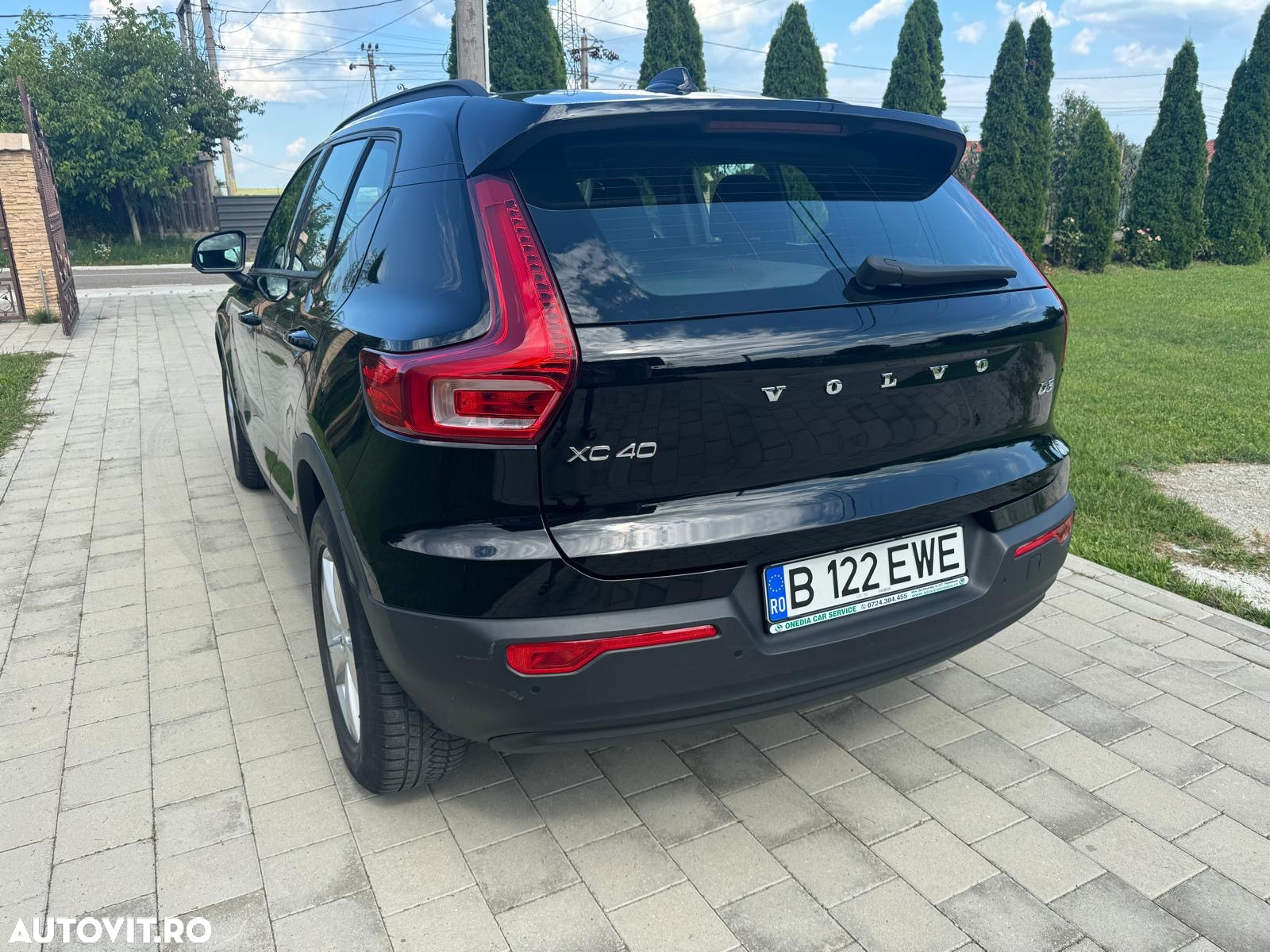 Volvo XC 40 - 4