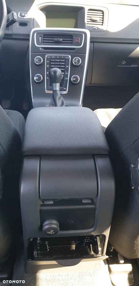 Volvo V60 D2 - 12