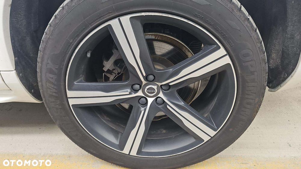 Volvo XC 90 T6 AWD R-Design - 17