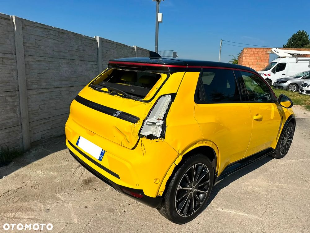 Renault 5 E-Tech Iconic Five 150 Comfort Range - 8