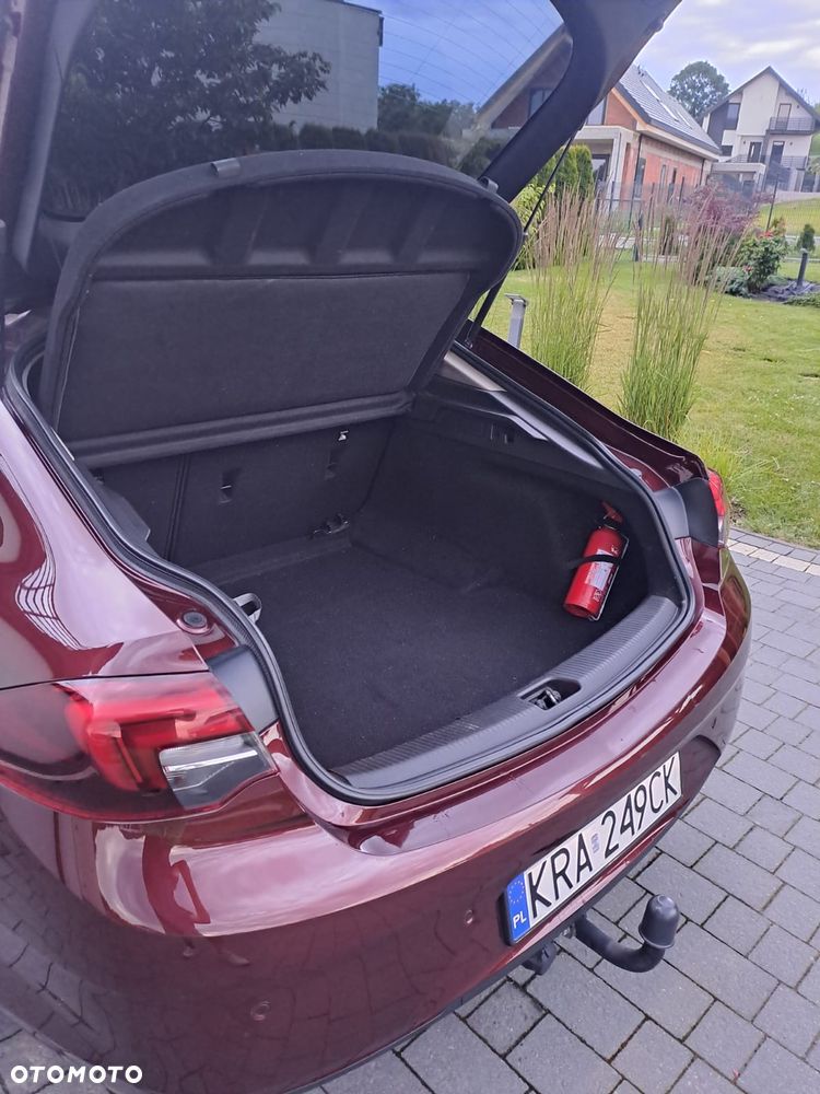 Opel Insignia 1.5 T Elite S&S - 10