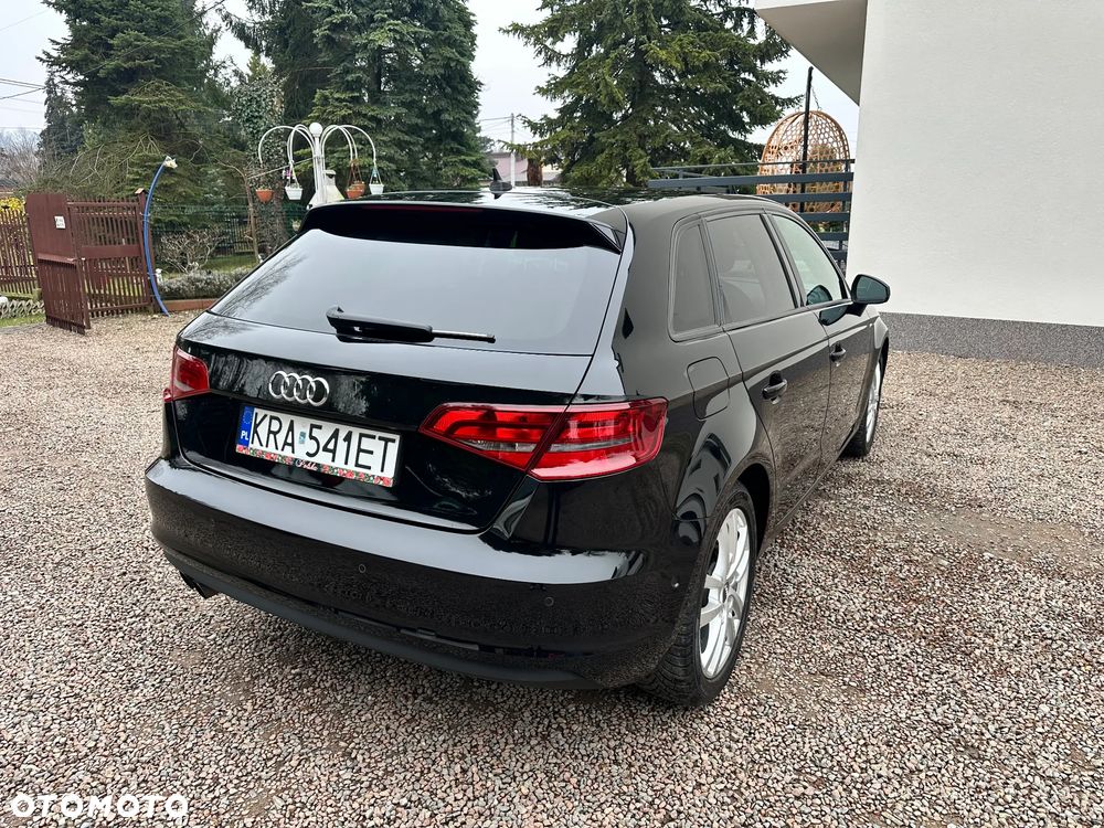 Audi A3 Sportback - 7