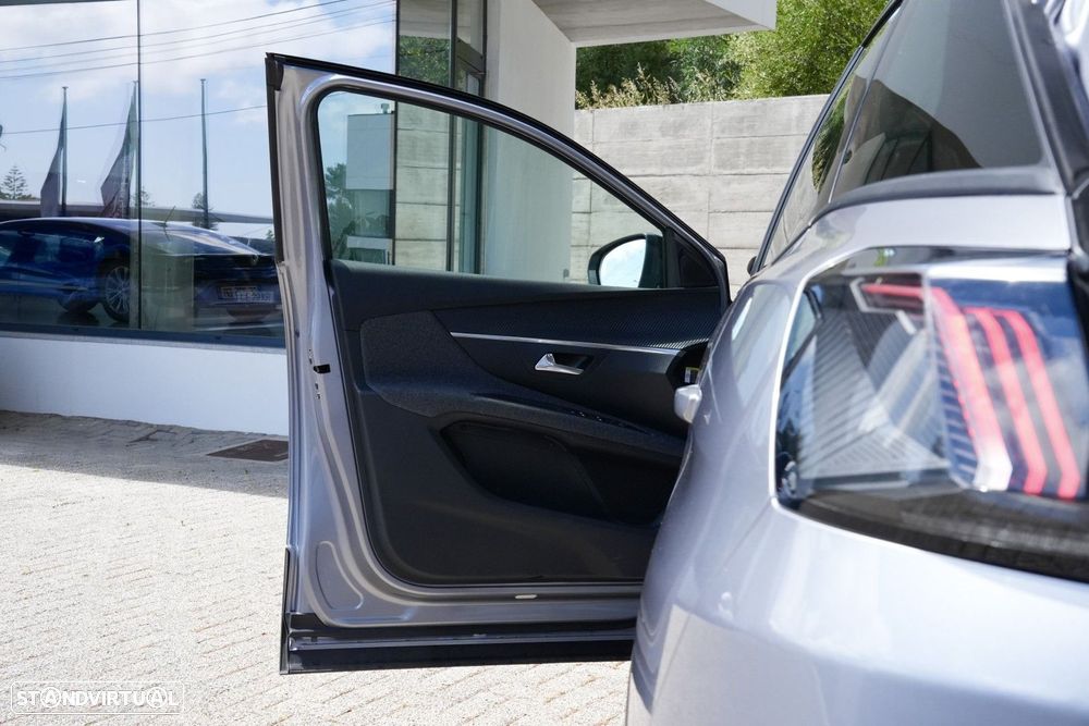Peugeot 3008 1.2 PureTech Active - 19