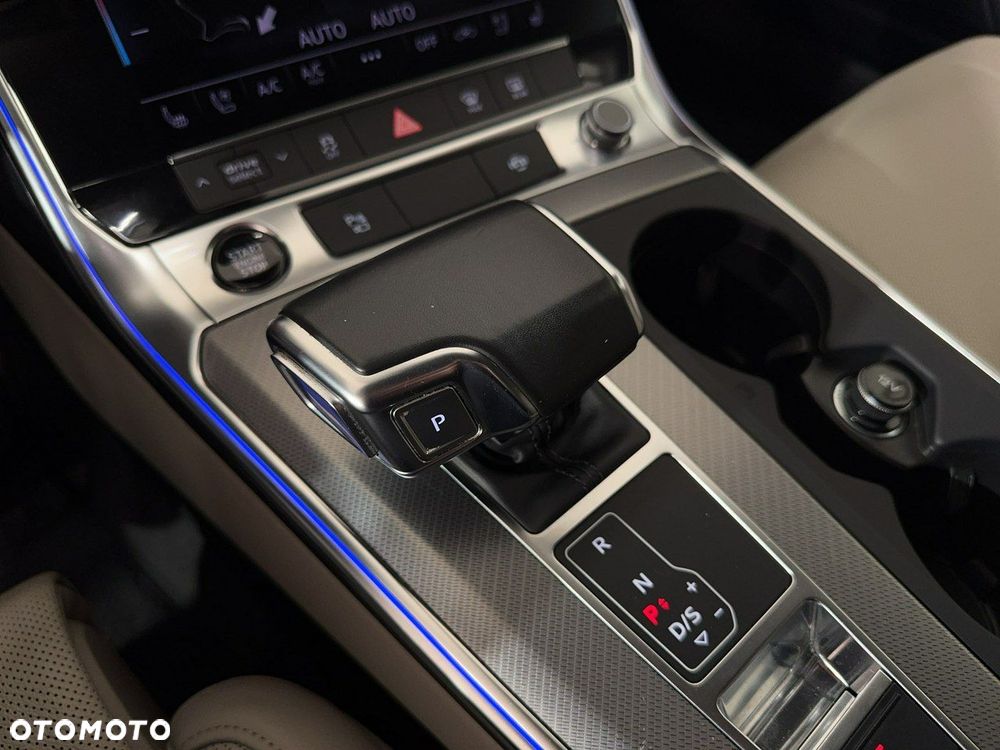 Audi A6 Avant - 33