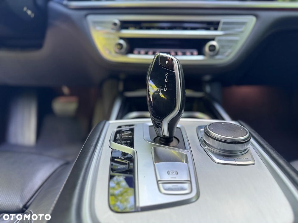 BMW Seria 7 - 6