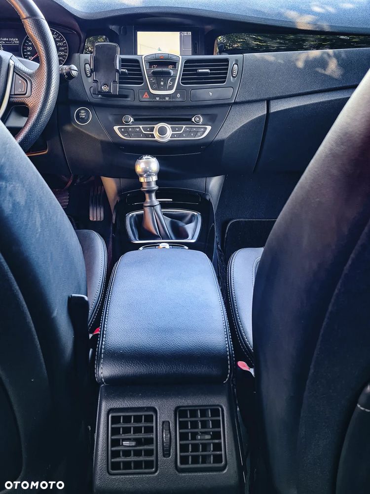 Renault Laguna 2.0 dCi Bose Edition - 24