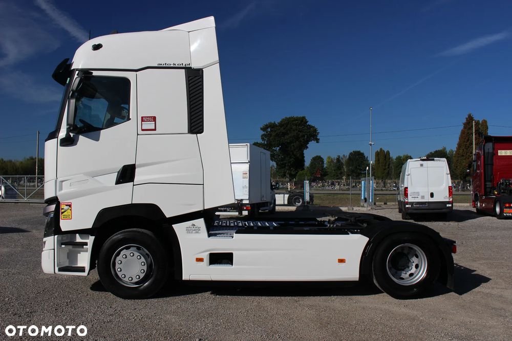 Renault T480 *13L* /LODÓWKA / HIGH-CAB /KLIMA POSTOJOWA / GPS /PEŁNY SPOILER /ACC / BL.MOSTU / Euro 6 /*SERWIS FR*/ STAN IDEALNY / - 8