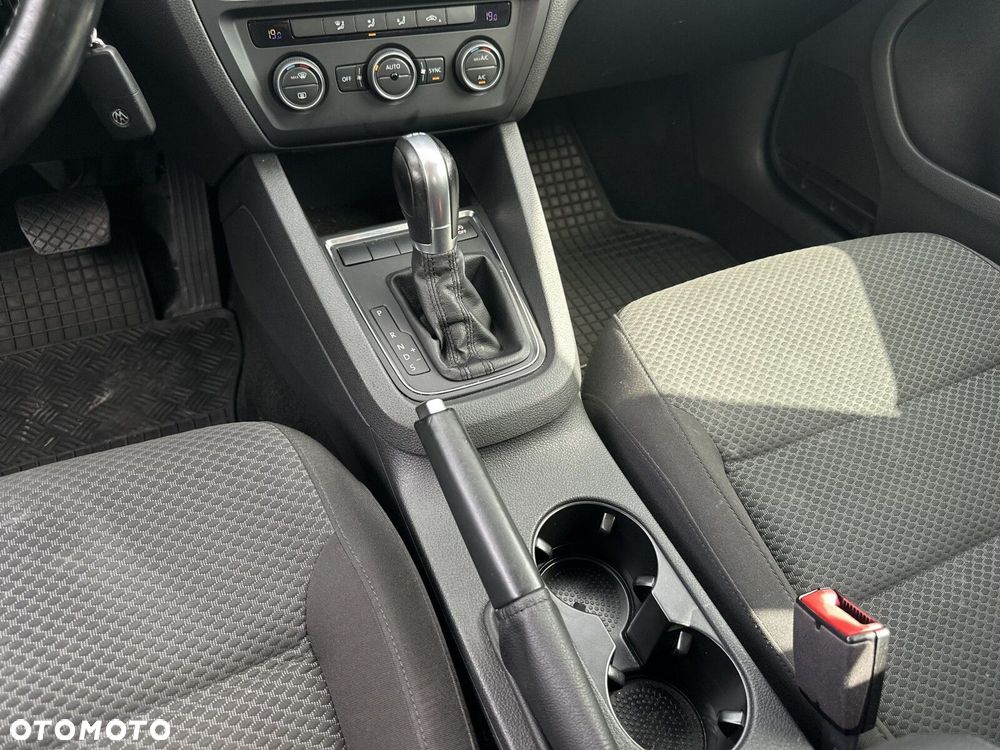 Volkswagen Jetta 1.4 TSI BMT Comfortline DSG - 20