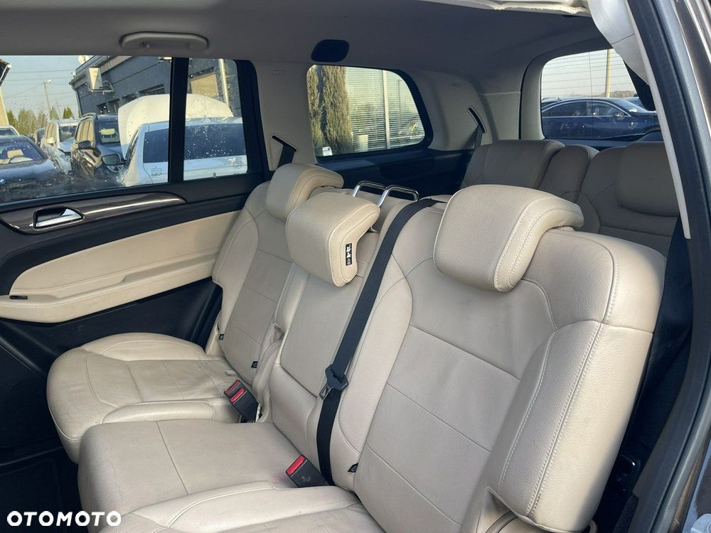 Mercedes-Benz GLS 350 d 4Matic 9G-TRONIC Exclusive - 11