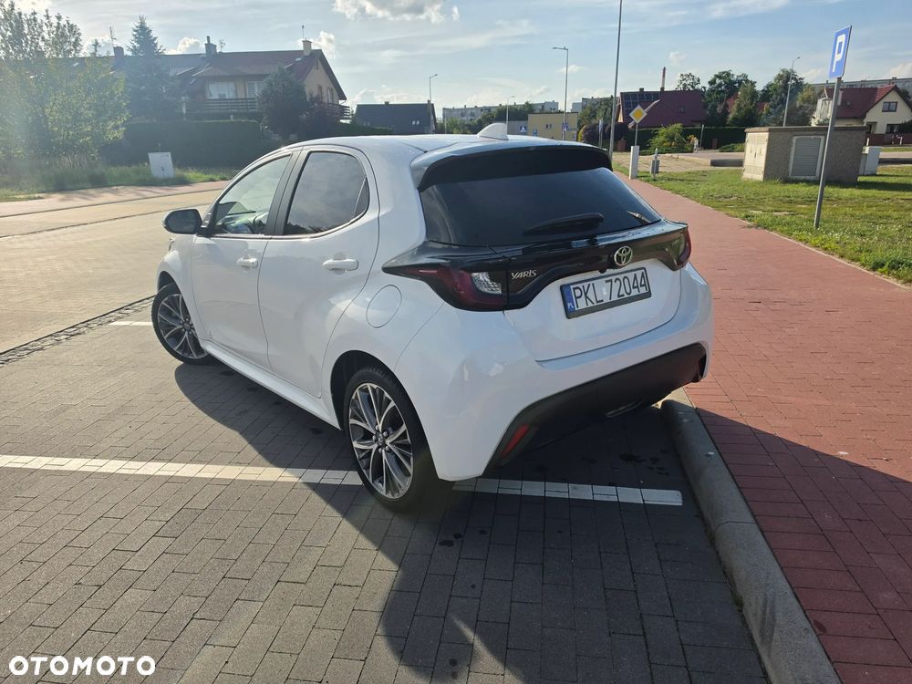 Toyota Yaris Hybrid 1.5 Premiere Edition - 6