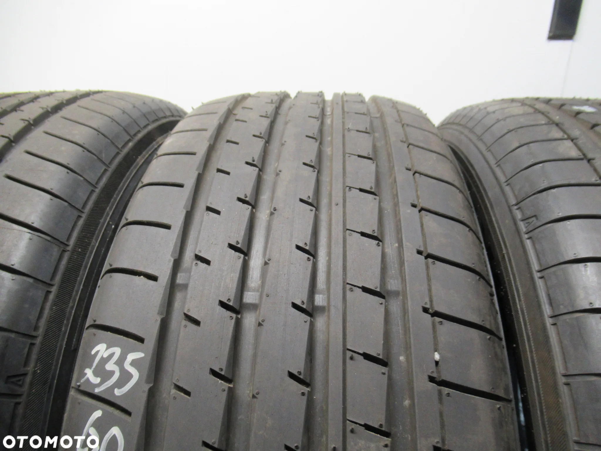 DEMO 4x Yokohama Advan V61 235/60/18 103H nr.1862 23rok - 3