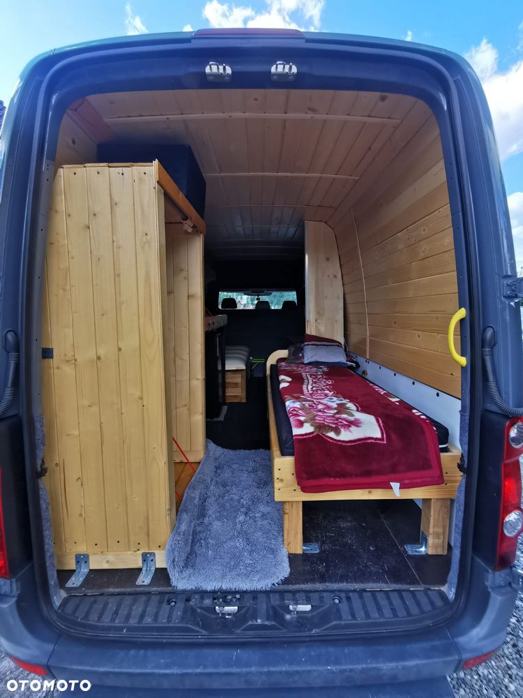 Volkswagen Crfater - 17