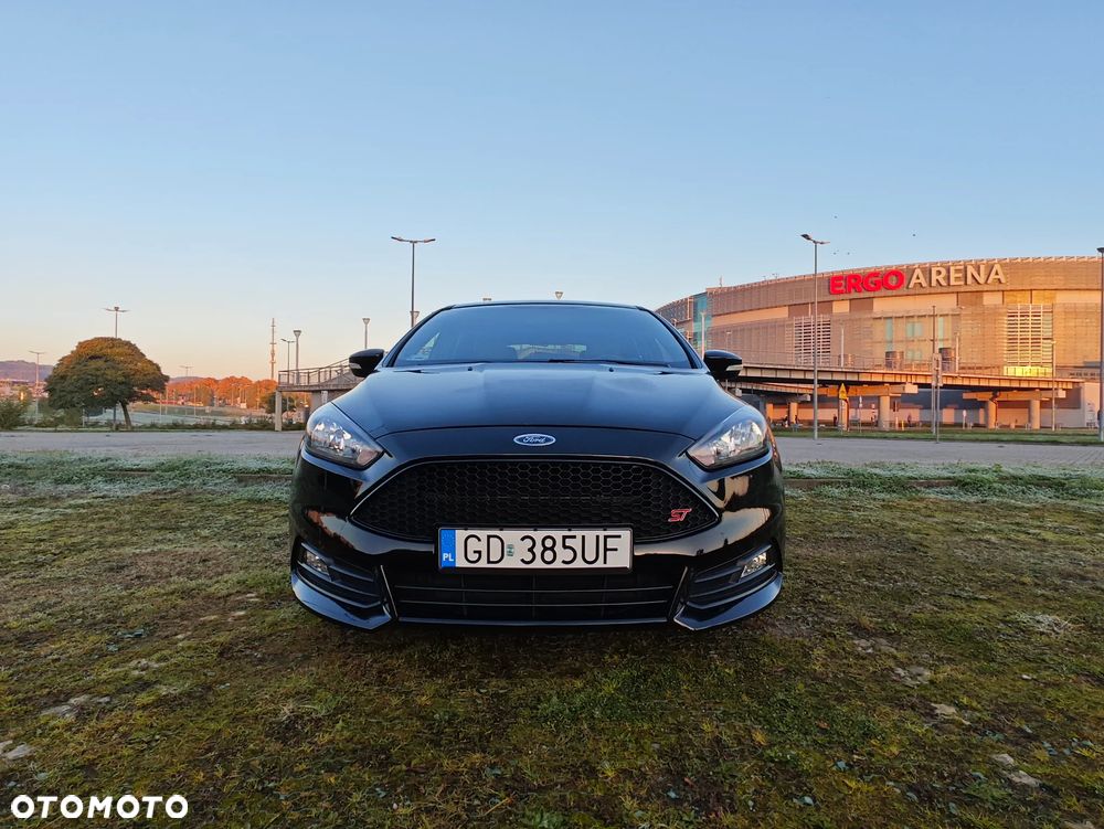 Ford Focus 2.0 EcoBoost ST mit Leder-Exclusiv-Paket - 7