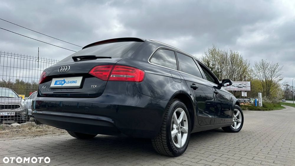 Audi A4 Avant 2.0 TDI DPF clean diesel Attraction - 14