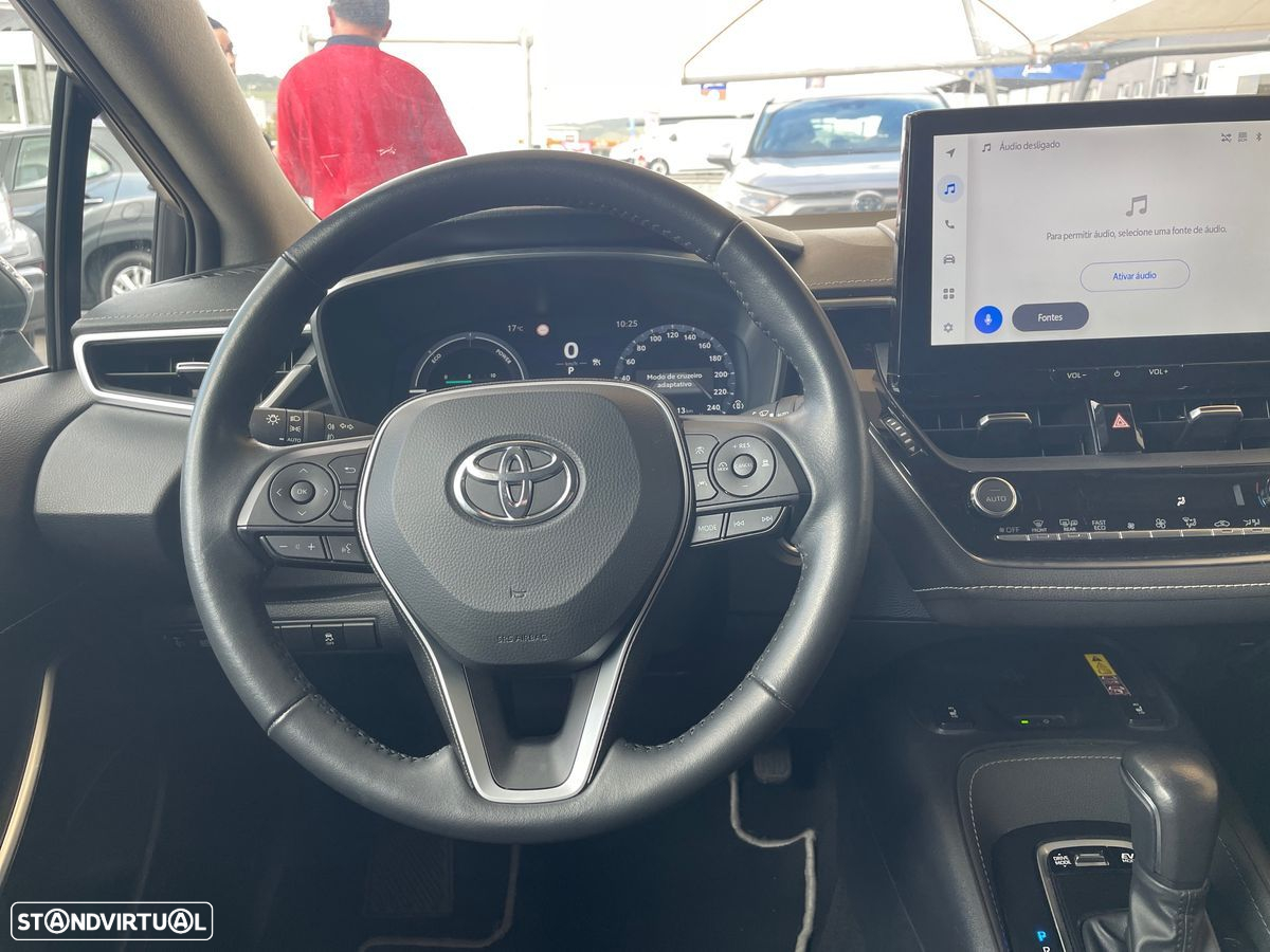 Toyota Corolla SD 1.8 Hybrid Luxury - 9