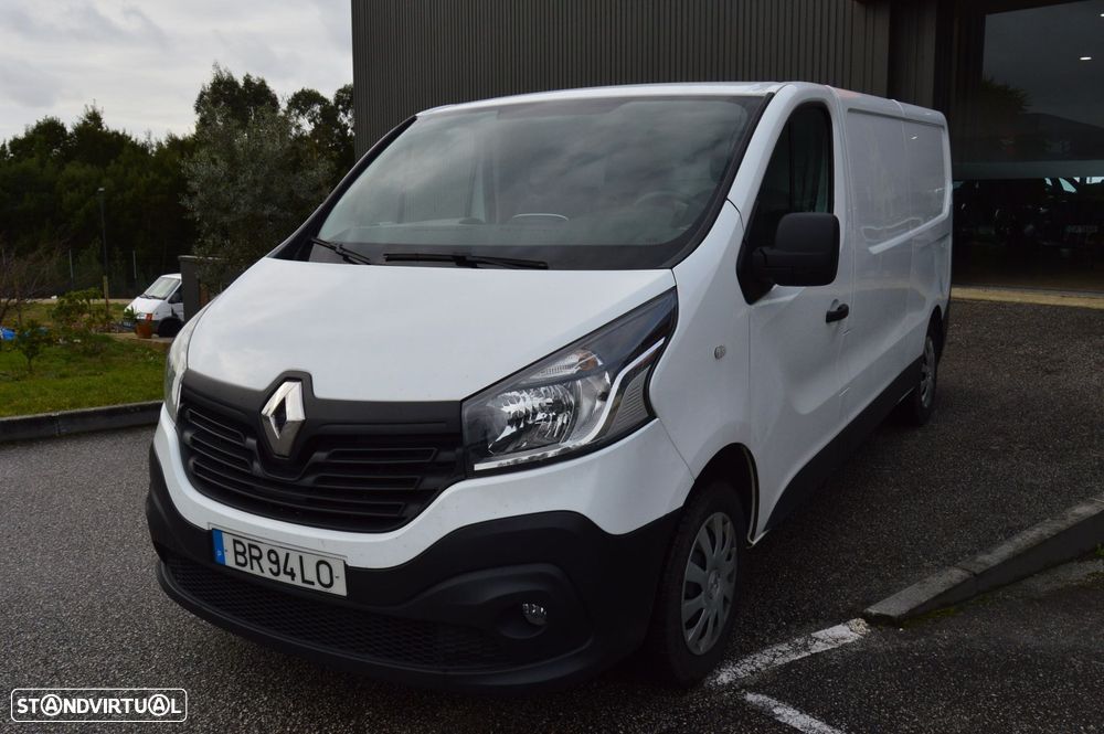 Renault Trafic Outro - 1