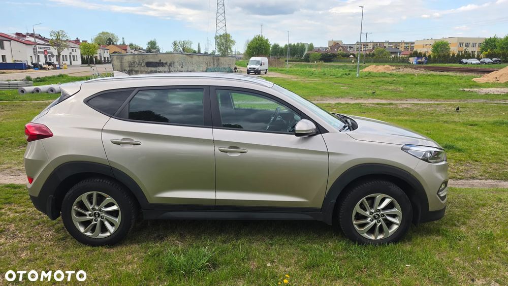 Hyundai Tucson 1.6 GDI BlueDrive Comfort 2WD - 6