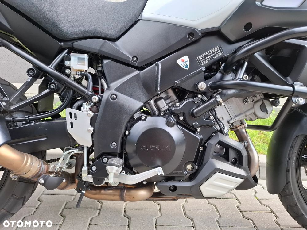 Suzuki V-STROM - 29
