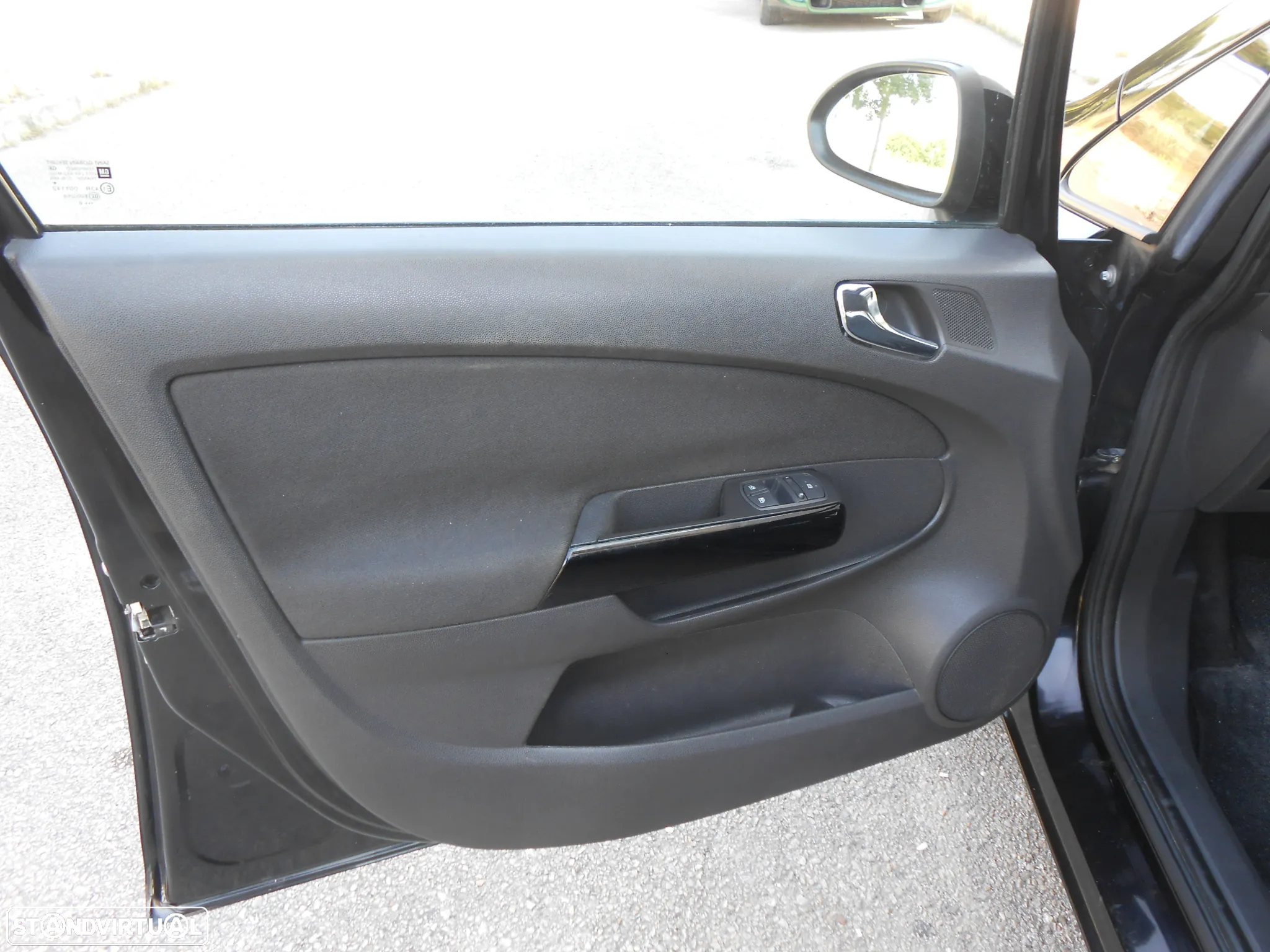 Opel Corsa 1.3 CDTi Enjoy EcoFLEX - 10