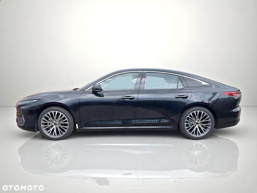 Bestune B70 2.0T Elegance - 9
